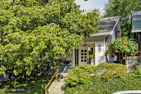 1621 Edgeland Ave, Louisville, KY 40204