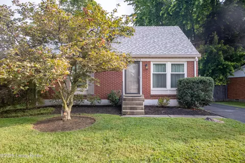 9213 Wendell Way, Jeffersontown, KY 40299