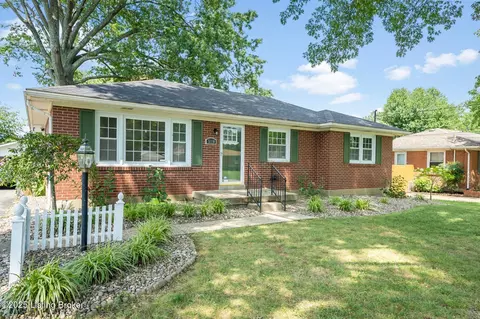5110 Ferrer Way, Louisville, KY 40291
