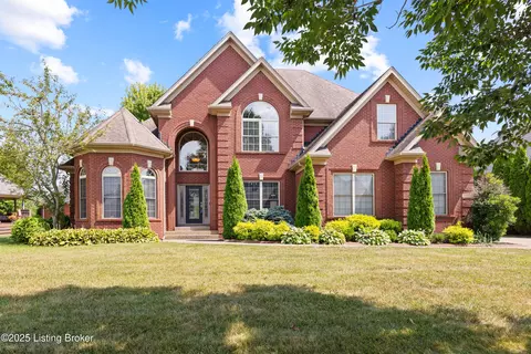 11103 Little Spring Blvd, Louisville, KY 40291