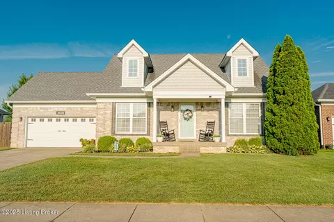 9902 Valley Farms Blvd, Louisville, KY 40272