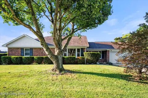 417 Top Hill Dr, Shelbyville, KY 40065