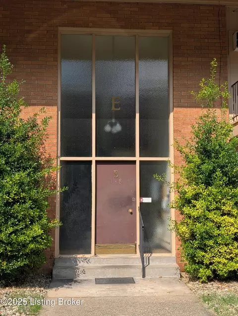 3501 Illinois Ave #E8, Louisville, KY 40213