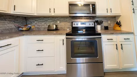 6212 Elanor Ct, Floyds Knobs, IN 47119 photo 7