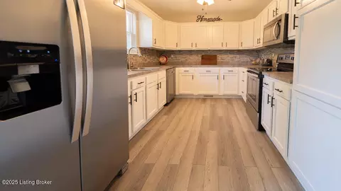 6212 Elanor Ct, Floyds Knobs, IN 47119 photo 8