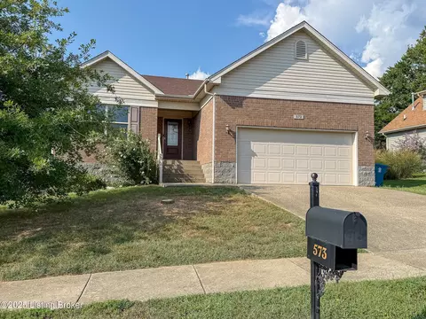 573 Birchwood Cir, Shelbyville, KY 40065