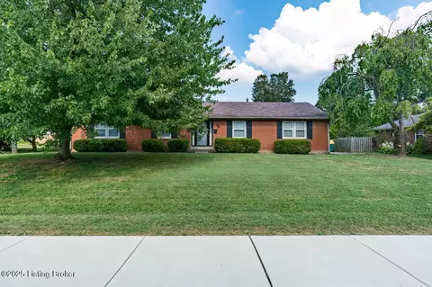 1415 Girard Dr, Louisville, KY 40222