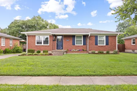 3829 Chatham Rd, Louisville, KY 40218