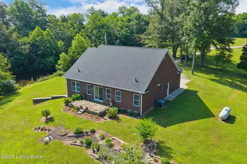 4200 Fort Ave, Vine Grove, KY 40175