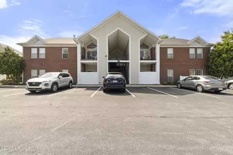 1120 Westlynne Pl #2, Louisville, KY 40222