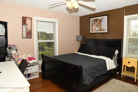 Bedroom - 4200 Raywick Rd, Raywick, KY 40060 photo 6 of 8