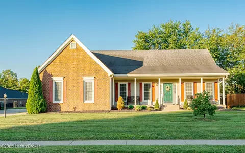 618 Shawnee Rd, Shelbyville, KY 40065
