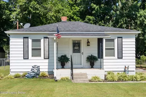 9806 Carlton Dr, Fairdale, KY 40118