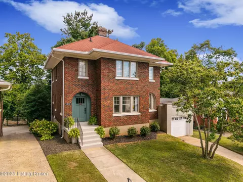 1812 Overlook Ter, Louisville, KY 40205