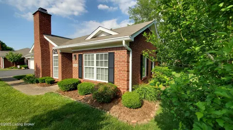 9703 Pepperdine Dr, Louisville, KY 40291