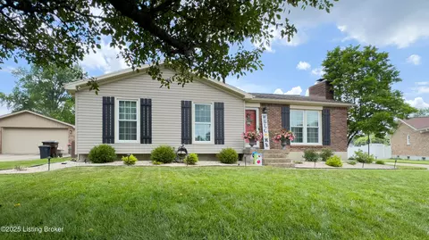 8304 Mckenna Way, Louisville, KY 40291