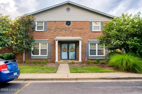 1242 Inverary Ct, Louisville, KY 40222