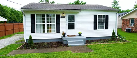 10003 Larlyn Dr, Fairdale, KY 40118