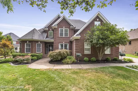 11121 Perwinkle Ln, Louisville, KY 40291