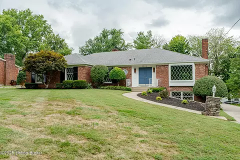 3502 Stony Brook Dr, Louisville, KY 40299