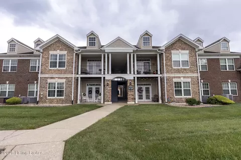 10203 Lark Meadow Dr #201, Louisville, KY 40291