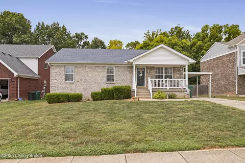 8407 Splendid Pt, Louisville, KY 40229