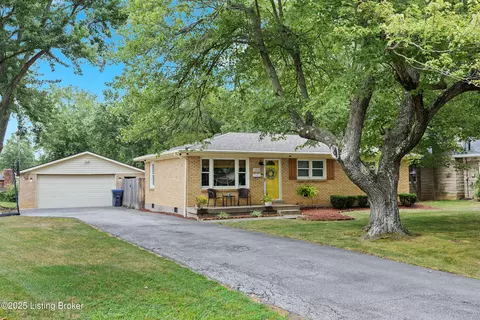 5593 Dorinda Dr, Louisville, KY 40258