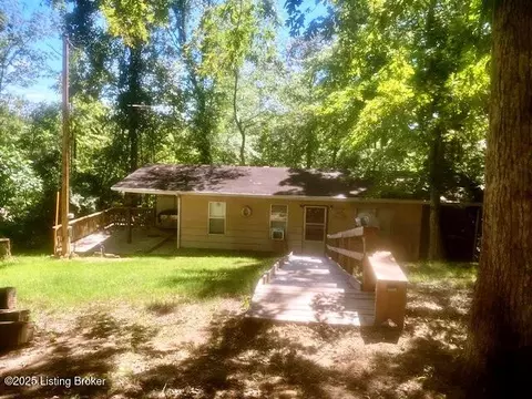 649 Ridgecrest Dr, Clarkson, KY 42726