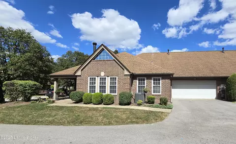 1704 Eastbridge Ct, Louisville, KY 40223