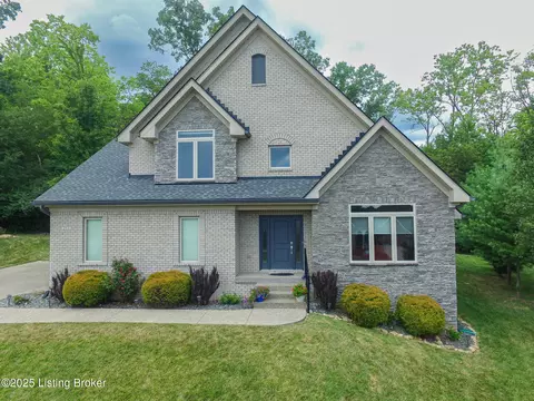 212 Kilcott Ct, Louisville, KY 40245