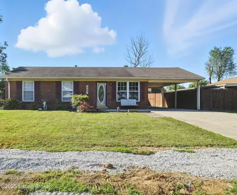 325 E Blue Jay Rd, Louisville, KY 40229