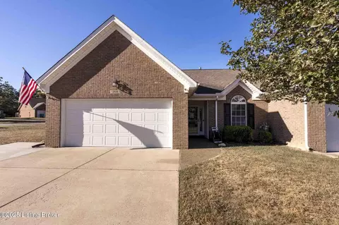 12698 Spring Haven Ct, Louisville, KY 40229