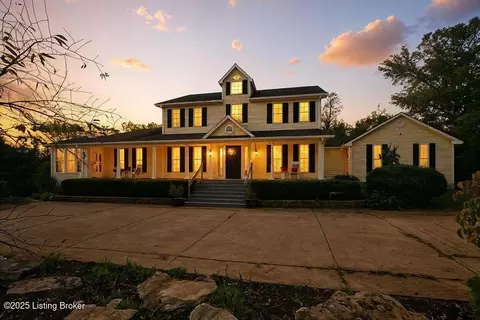1054 Meadow Ln, Lawrenceburg, KY 40342