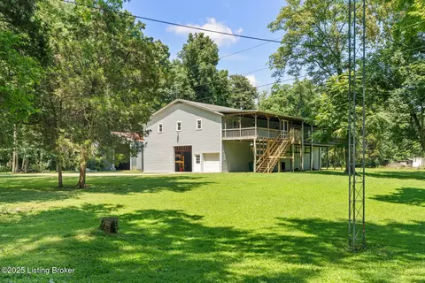 1014 W Hebron Ln, Shepherdsville, KY 40165