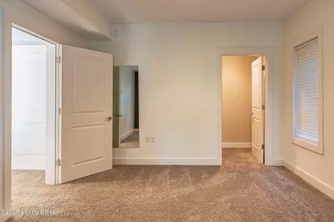 Bedroom - 86 Silverview Ct, Smithfield, KY 40068 photo 9 of 10