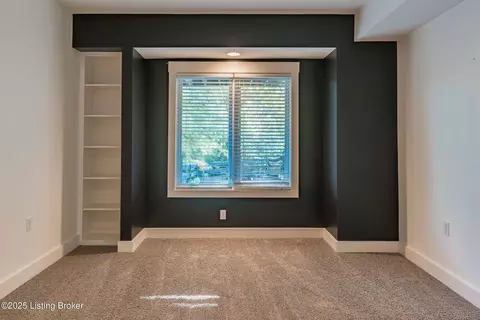 Bedroom - 86 Silverview Ct, Smithfield, KY 40068 photo 8 of 10