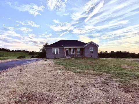 121 Cassidy Dr, Taylorsville, KY 40071