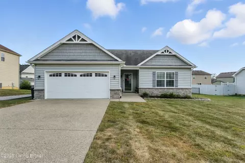 208 Coldstream Ct, Mount Washington, KY 40047