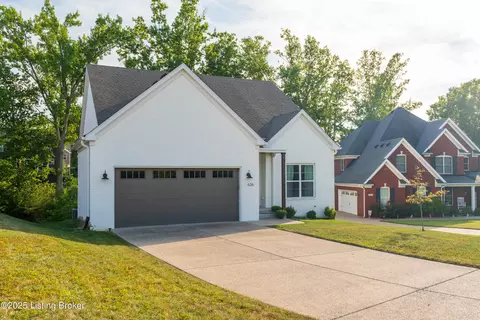 626 Davenport Dr, Louisville, KY 40245