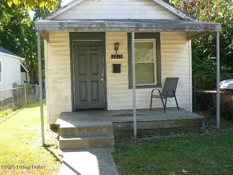 2815 Montana Ave, Louisville, KY 40208