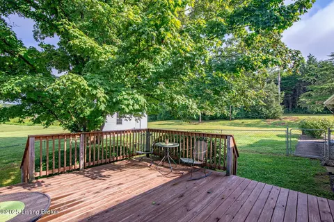 Exterior - 985 Buck Knobs Rd, Ekron, KY 40117 photo 4 of 8