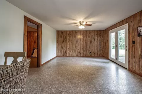 Living - 985 Buck Knobs Rd, Ekron, KY 40117 photo 6 of 8