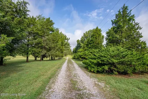 985 Buck Knobs Rd, Ekron, KY 40117