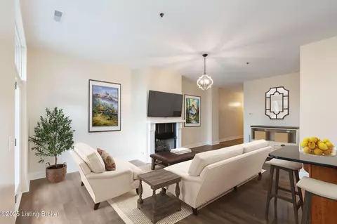 2011 Frankfort Ave UNIT 312, Louisville, KY 40206