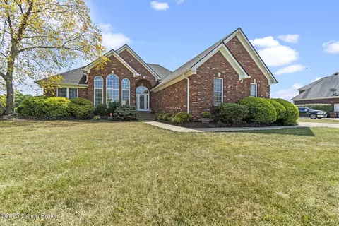849 Kingswood Dr, Taylorsville, KY 40071