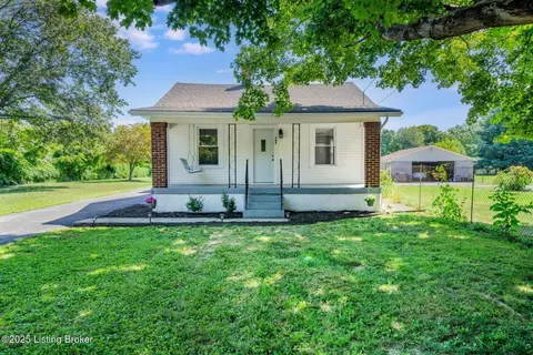 309 Plaza Ave, Louisville, KY 40218