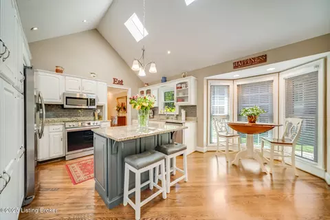 Kitchen - 8205 Harrods View Ct, Prospect, KY 40059 photo 1 of 1