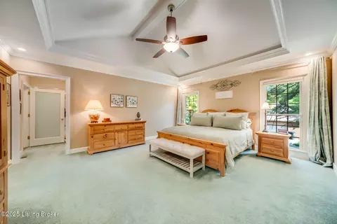 Bedroom - 8205 Harrods View Ct, Prospect, KY 40059 photo 2 of 8