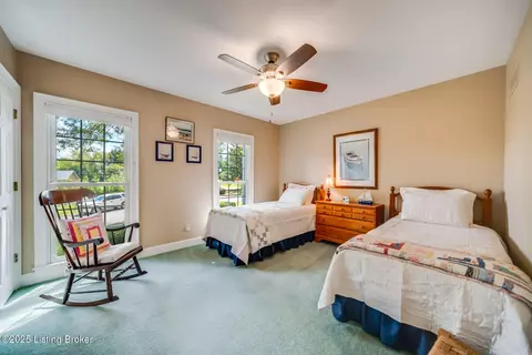 Bedroom - 8205 Harrods View Ct, Prospect, KY 40059 photo 5 of 8