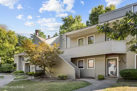 307 Crescent Spring Dr, Louisville, KY 40206